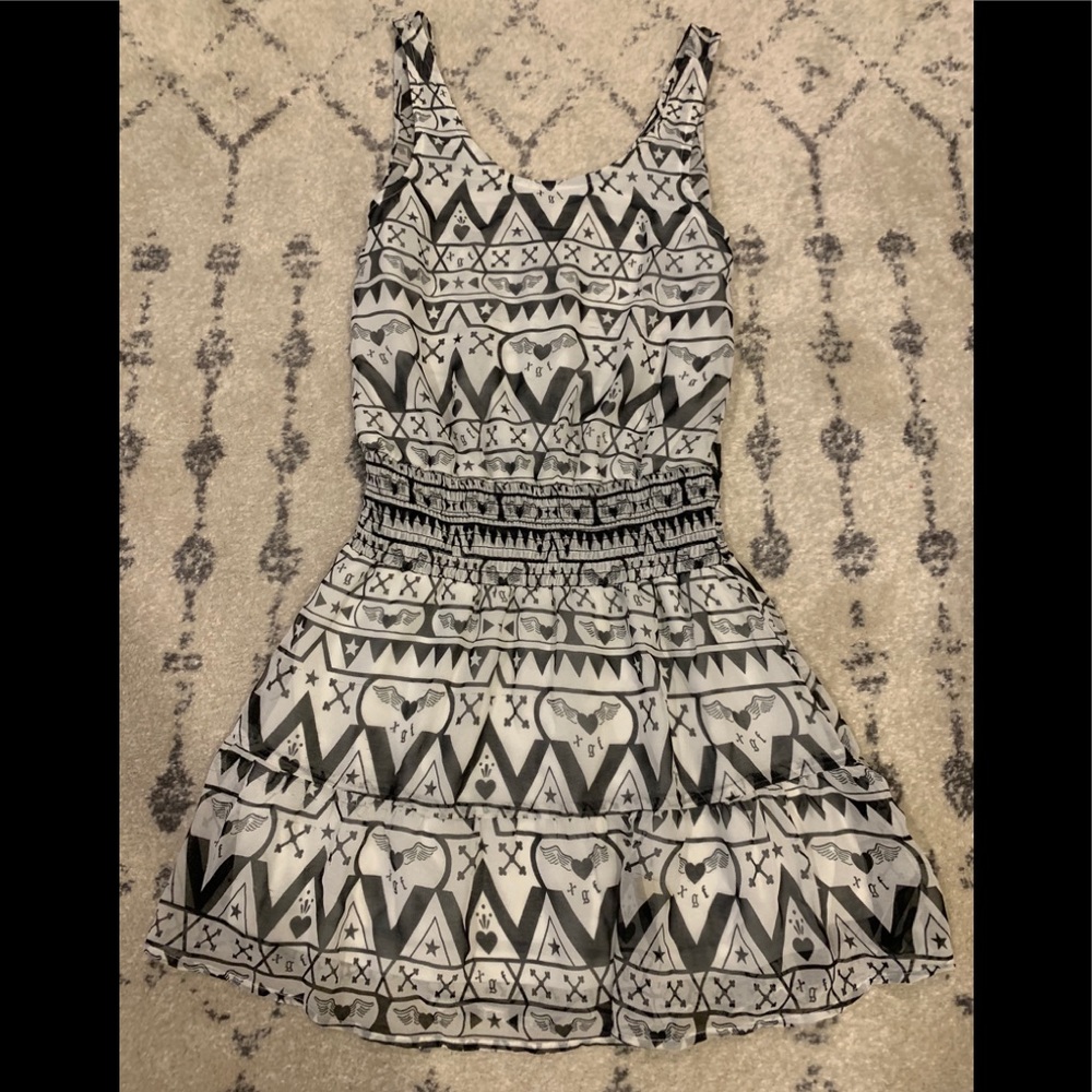 Women’s dress